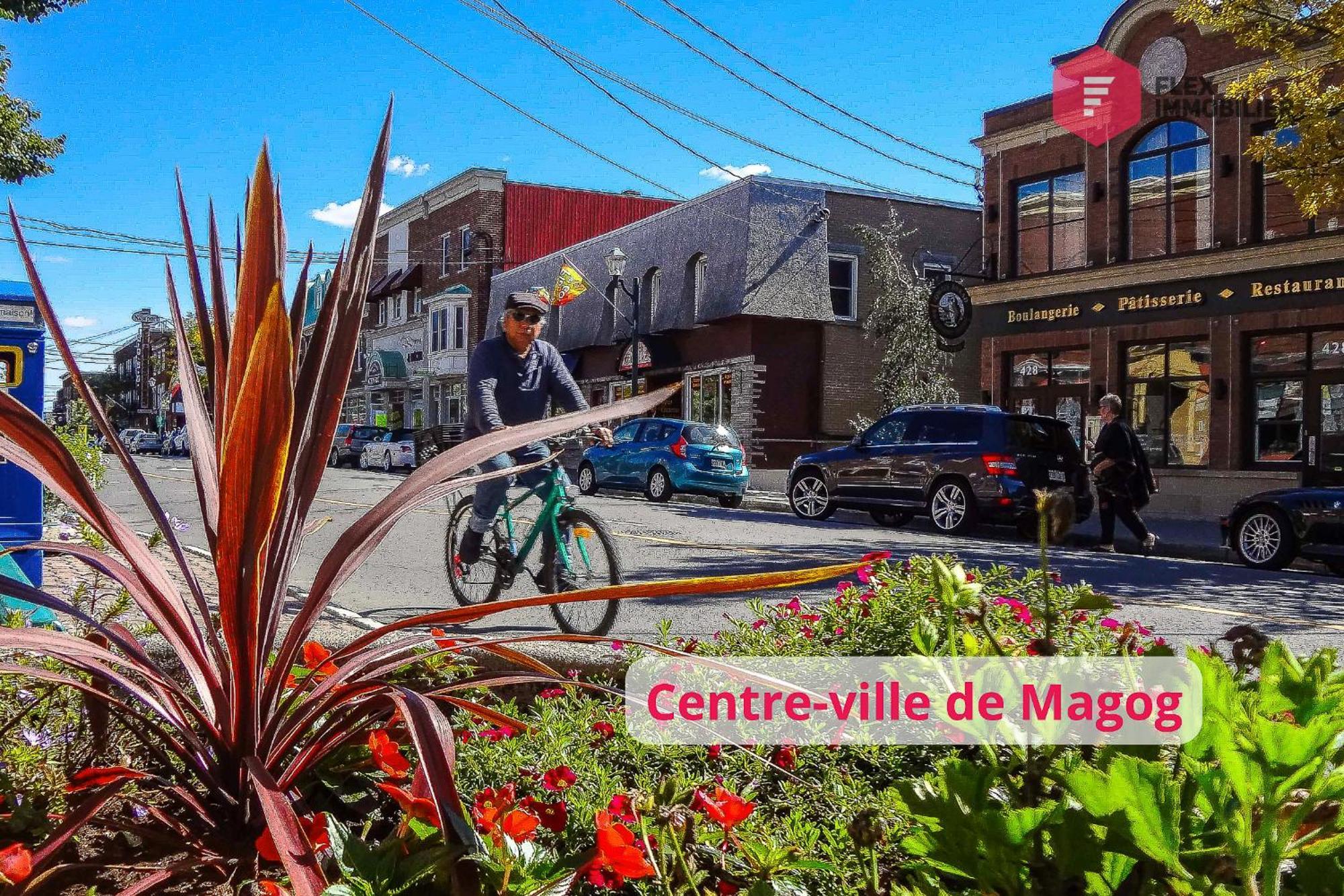 The Comfort On The River In Downtown Magog Bagian luar foto